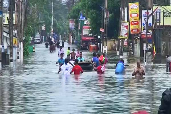 बाढ़ व भूस्खलन से श्रीलंका में 100 लोगों की मौत, भारत ने पहुंचाई मदद